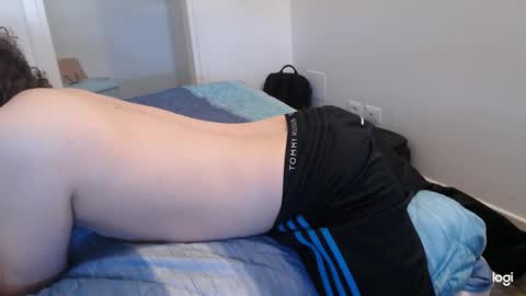 Snapshot of elmoro101 chatting on October 11, 10:03 am elmoro101 online show from October 11, 10:03 am