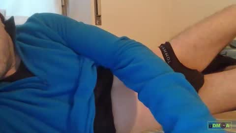 Snapshot of elmoro101 chatting on November 30, 3:16 pm elmoro101 online show from November 30, 3:16 pm