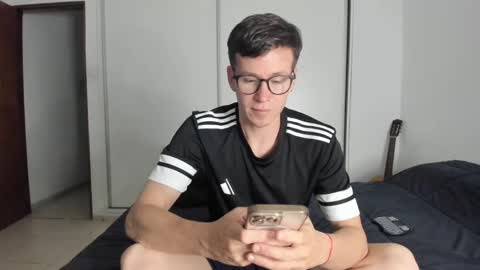 elnenedearg online show from November 5, 1:49 am