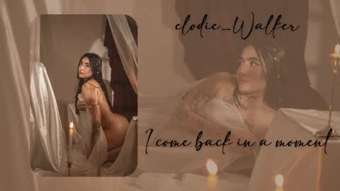 Elodie  online show from October 17, 12:19 pm