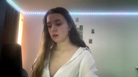 Snapshot of eloiscolins chatting on May 28, 1:36 am eloiscolins online show from May 28, 1:36 am