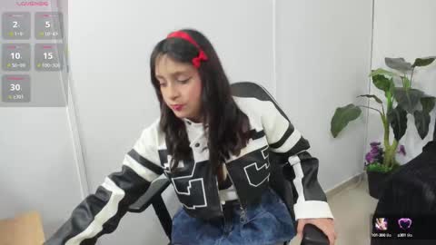ELOISE  online show from October 20, 11:32 am