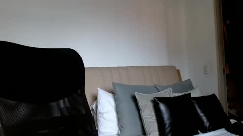 elosocazador online show from December 13, 1:22 pm