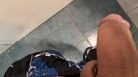 Snapshot of elporrondelmal chatting on November 1, 8:00 pm Agus online show from November 1, 8:00 pm