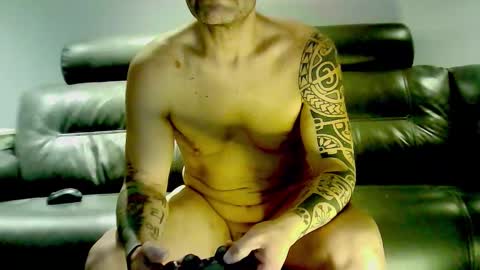 Elpouro online show from March 12, 8:09 am