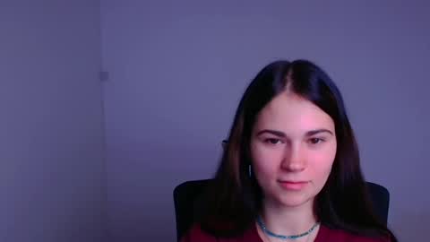 Snapshot of elsa_mur chatting on December 13, 7:32 pm Elsa online show from December 13, 7:32 pm