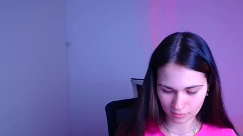 Snapshot of elsa_mur chatting on February 5, 8:14 pm Elsa online show from February 5, 8:14 pm