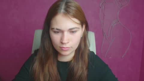 Snapshot of elsa_mur chatting on September 19, 6:26 am Elsa online show from September 19, 6:26 am