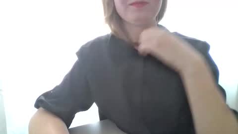 Snapshot of elsamartinez chatting on September 26, 9:57 am ElsaMartinez online show from September 26, 9:57 am