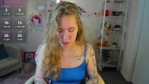 Elsie online show from October 25, 10:48 pm