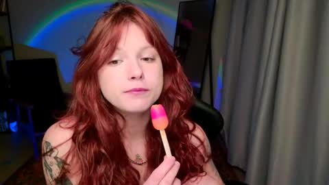 Elsie online show from May 14, 10:38 pm