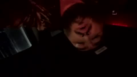 Snapshot of elsuperrayo187 chatting on December 15, 4:06 am elsuperrayo187 online show from December 15, 4:06 am