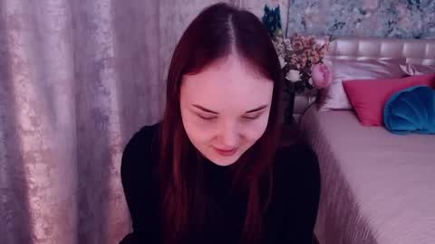 Snapshot of elvingbells chatting on December 28, 6:17 am ElvingBells online show from December 28, 6:17 am