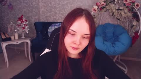 Snapshot of elvingbells chatting on December 29, 2:00 pm ElvingBells online show from December 29, 2:00 pm