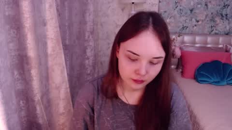 Snapshot of elvingbells chatting on January 17, 6:15 am ElvingBells online show from January 17, 6:15 am