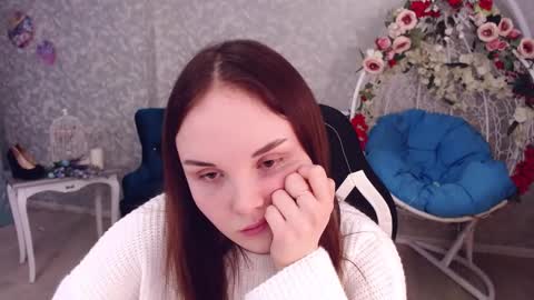 Snapshot of elvingbells chatting on February 9, 2:50 pm ElvingBells online show from February 9, 2:50 pm