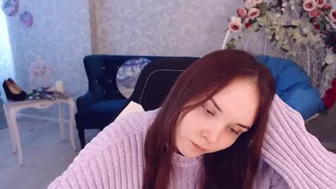 Snapshot of elvingbells chatting on February 19, 10:12 am ElvingBells online show from February 19, 10:12 am
