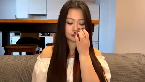 Snapshot of elviracasillo chatting on March 5, 1:07 pm Yuki online show from March 5, 1:07 pm