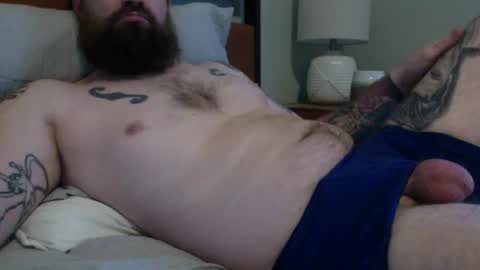 Snapshot of elviscash chatting on December 20, 1:22 pm elviscash online show from December 20, 1:22 pm