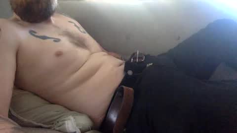 Snapshot of elviscash chatting on November 4, 1:21 pm elviscash online show from November 4, 1:21 pm