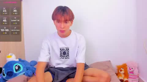  E  L  Y   K  I  N  G   online show from June 18, 7:18 pm