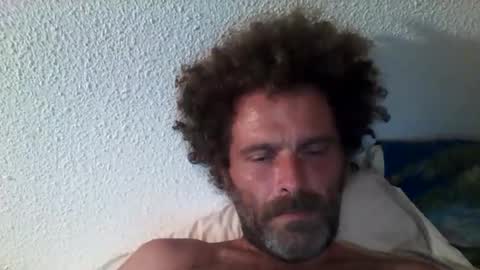 Snapshot of elyjahoye chatting on September 20, 11:06 pm elyjahoye online show from September 20, 11:06 pm