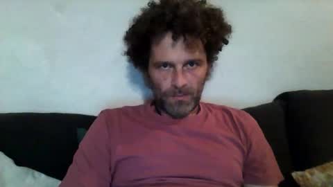 Snapshot of elyjahoye chatting on January 18, 10:02 pm elyjahoye online show from January 18, 10:02 pm