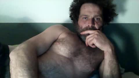 Snapshot of elyjahoye chatting on February 18, 11:01 pm elyjahoye online show from February 18, 11:01 pm