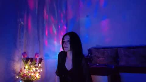 Elisa online show from February 7, 9:48 pm