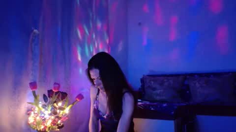 Elisa online show from February 16, 5:37 pm