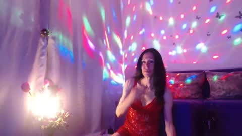 Elisa online show from June 16, 5:48 pm