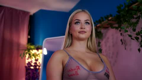 Elyssa online show from July 27, 7:54 pm
