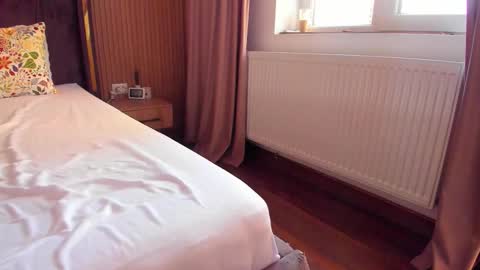 Ely online show from February 25, 5:39 am