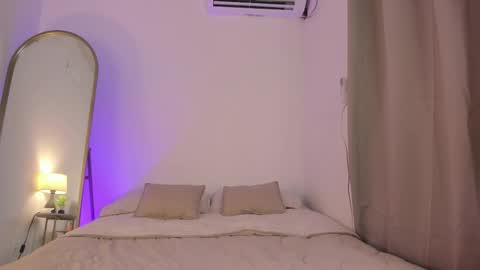 Michelle online show from January 8, 8:00 pm