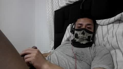 Snapshot of elzarko777 chatting on June 23, 3:37 am elzarko777 online show from June 23, 3:37 am
