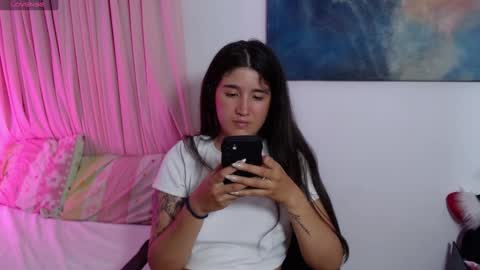 Snapshot of em_aa1 chatting on December 30, 8:36 pm A N D R E A online show from December 30, 8:36 pm