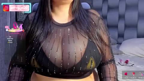 Snapshot of ema_grey1 chatting on October 27, 5:50 pm ema_grey1 online show from October 27, 5:50 pm