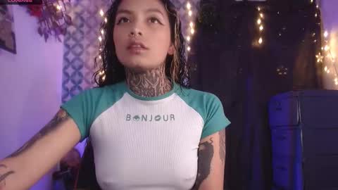 Snapshot of ema_ploxx chatting on October 14, 11:49 pm ema_ploxx online show from October 14, 11:49 pm