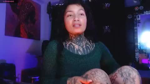 ema_ploxx online show from July 30, 5:34 pm