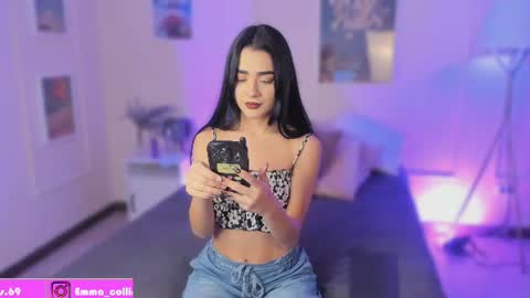 Snapshot of ema_soul chatting on July 29, 7:23 pm emma soul online show from July 29, 7:23 pm