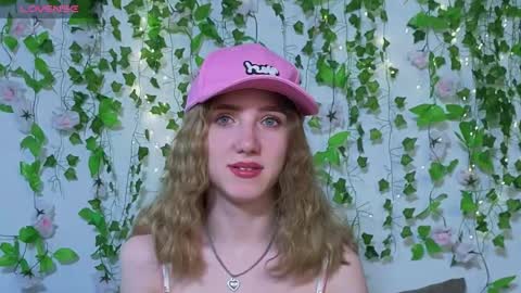 Emma online show from May 9, 9:09 pm