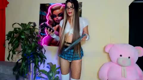 EmaFox online show from July 18, 2:49 am