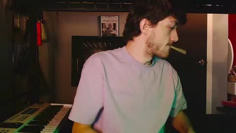 Snapshot of emannx chatting on December 21, 2:57 pm EmannX online show from December 21, 2:57 pm