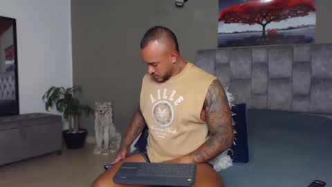 emanuelspencer online show from March 4, 8:38 pm