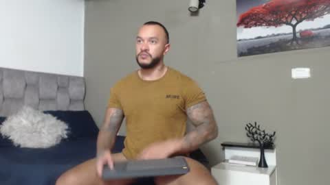 emanuelspencer online show from July 16, 6:58 pm