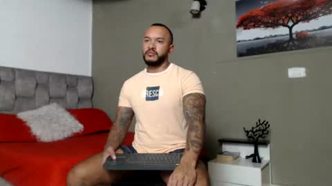 emanuelspencer online show from August 7, 6:21 pm