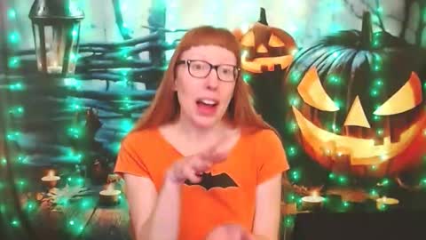 Snapshot of ember_starleena chatting on October 30, 2:40 pm Ember Starleena online show from October 30, 2:40 pm