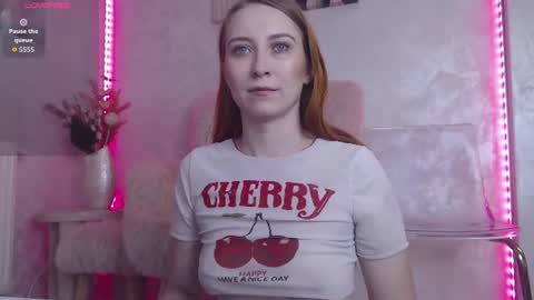 Snapshot of emberluna_ chatting on July 6, 6:21 am Ember online show from July 6, 6:21 am