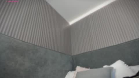 emelie_89 online show from March 11, 11:38 am