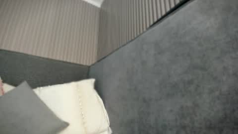 emelie_89 online show from June 9, 11:55 am